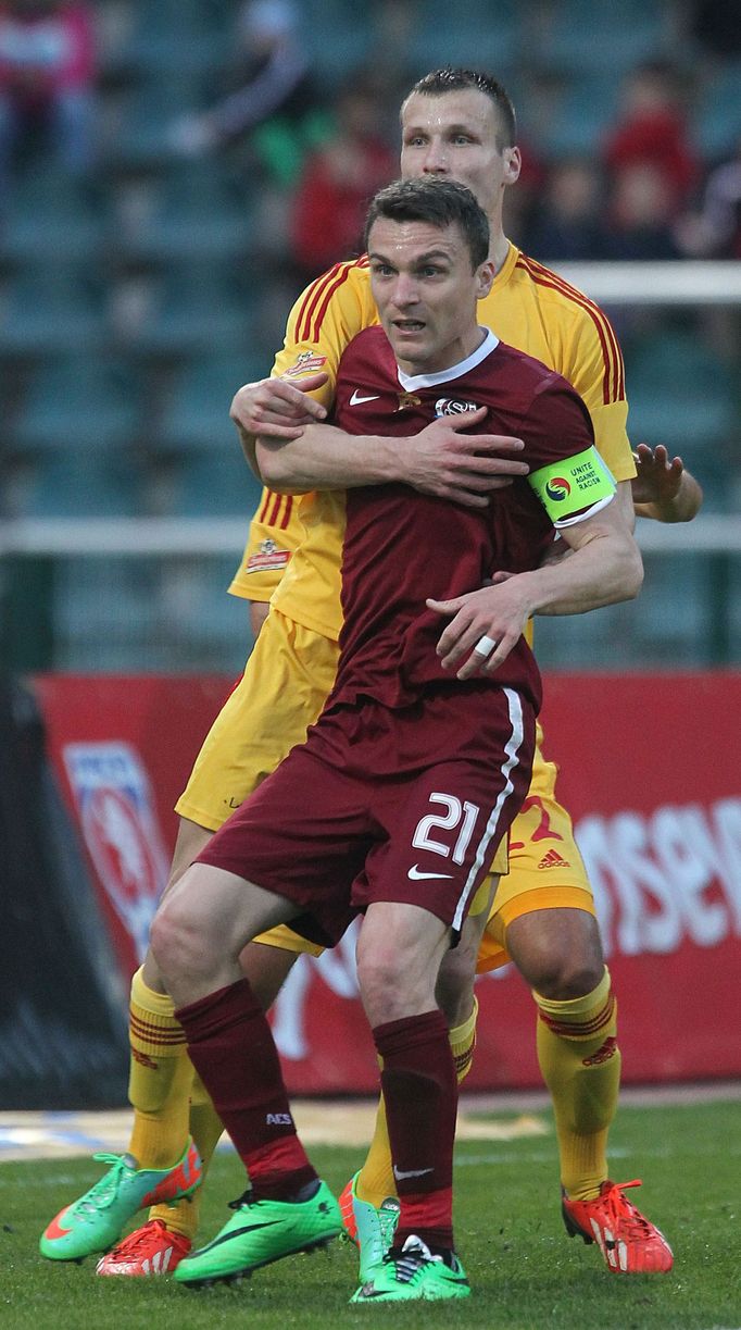 GL, Dukla-Sparta: Tomislav Božič (22) - David Lafata (21)