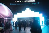 Exhibition Center London, zkrácení ExCeL, se nachází ve východním Londýně nedaleko letiště London City. Bývali tu doky a loďaři, v roce 2012 pak olympionici, hlavně zápasníci či šermíři.