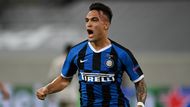 Lautaro Martinez slaví gól v semifinále Evropské ligy Inter Milán - Šachtar Doněck