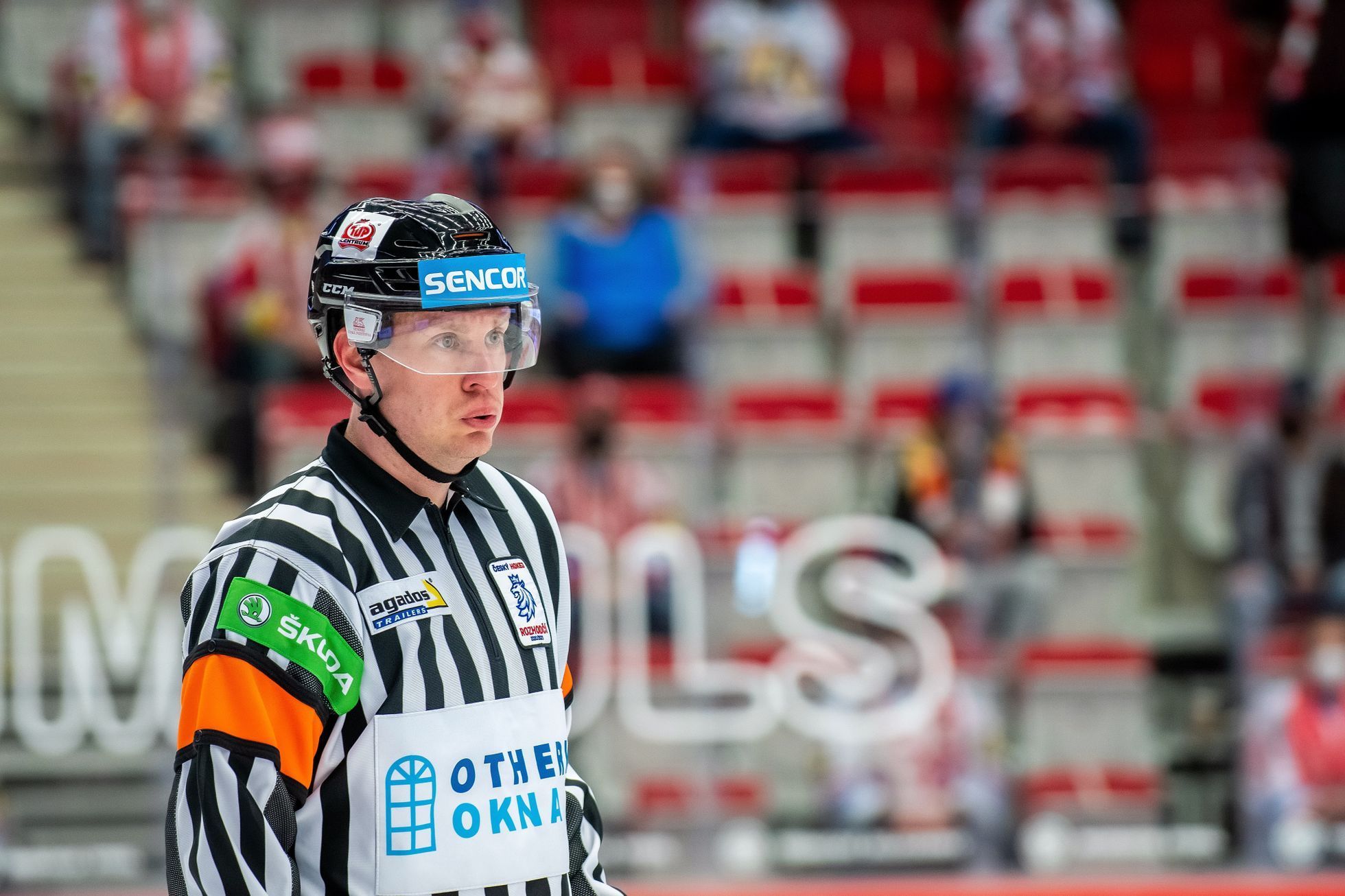 5. finále hokejové extraligy 2020/21, Třinec - Liberec: Rozhodčí Robin Šír