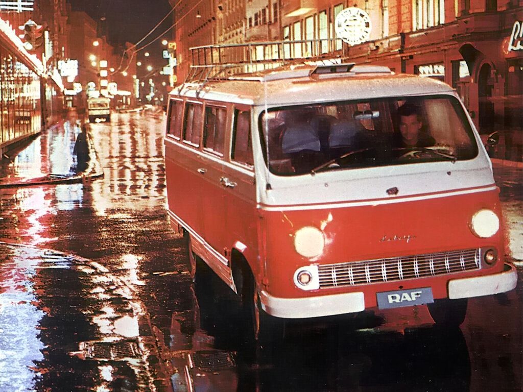 RAF 977