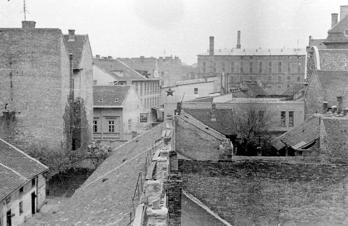 Továrna na mýdlo Elida v Budapešti  v roce 1950.