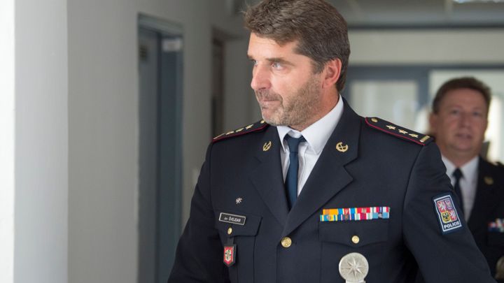 Policejní prezident přijel za Zemanem do Lán, ten ocenil stoupající důvěru v policii