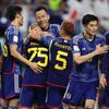 Japonci slaví gól v osmifinále MS 2022 Japonsko - Chorvatsko
