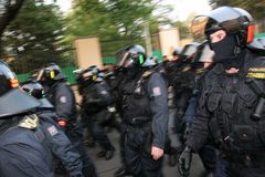 Při pochodu radikálů ve Vlašimi se strhla rvačka