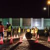 Praha společně se záchranáři v noci na neděli cvičili stavbu protipovodňových zdí