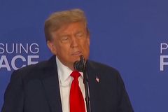 Trump posílá Národní gardu i do Memphisu. Další bude Chicago, oznámil