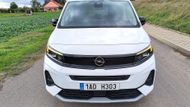 Opel Combo XL má v základní výbavě inteligentní matrix světla.