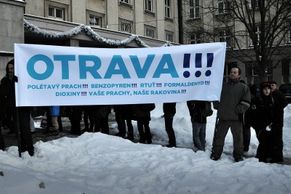 Vaše prachy, naše rakovina. Lidé v Ostravě chtějí čistý vzduch