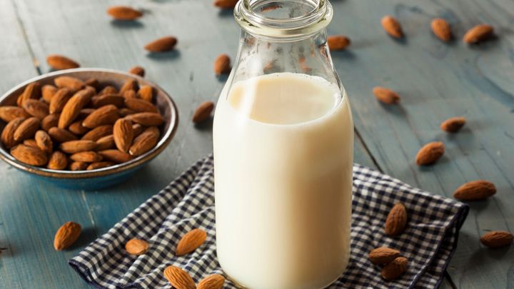 Kavárenské řetězce naskakují na trend rostlinných alternativ mléka. Ne vždy úspěšně; Zdroj foto: Thinkstock