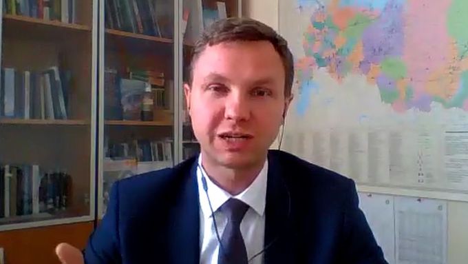 Ruský ekonom Igor Juškov v rozhovoru s redaktorem Aktuálně.cz, 28. srpna 2025.