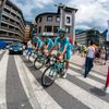 Cyklistické hvězdy v ulicích města Andorra la Vella