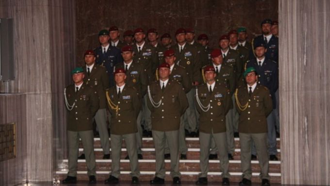 Čeští vojáci z výcvikové a poradní jednotky OMLT