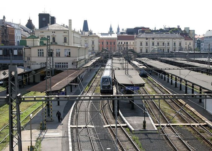 Nevýhodou nádraží je, že není průjezdné. Výhodou, že je nejblíže k centru.