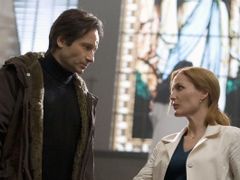 S novou vlnou škrtů by Mulder se Scullyovou na řešení záhad mohli zapomenout. 
