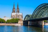 Kolínská katedrála je jednou z nejnavštěvovanějších památek v Německu a je zapsaná na seznamu světového dědictví UNESCO.