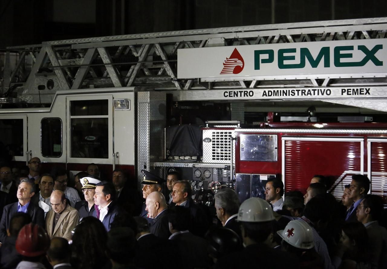 Fotogalerie: Výbuch v sídle mexické firmy Pemex