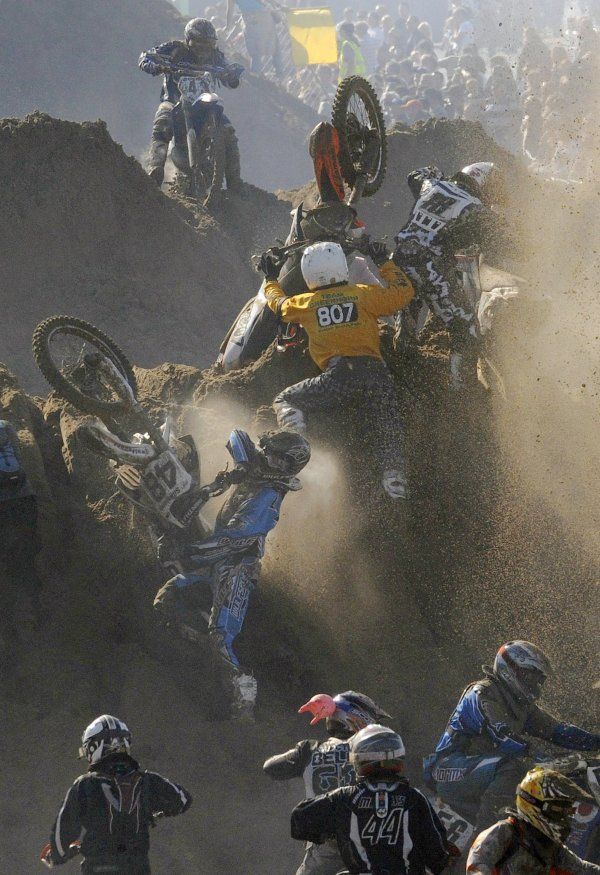 Šílení motorkáři