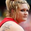 MS v atletice 2015, disk: Shelbi Vaughanová - tetování