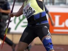 Finka Mikaela Ingbergová soutěží v oštěpu žen na mítinku IAAF Super Grand Prix v Lausanne.