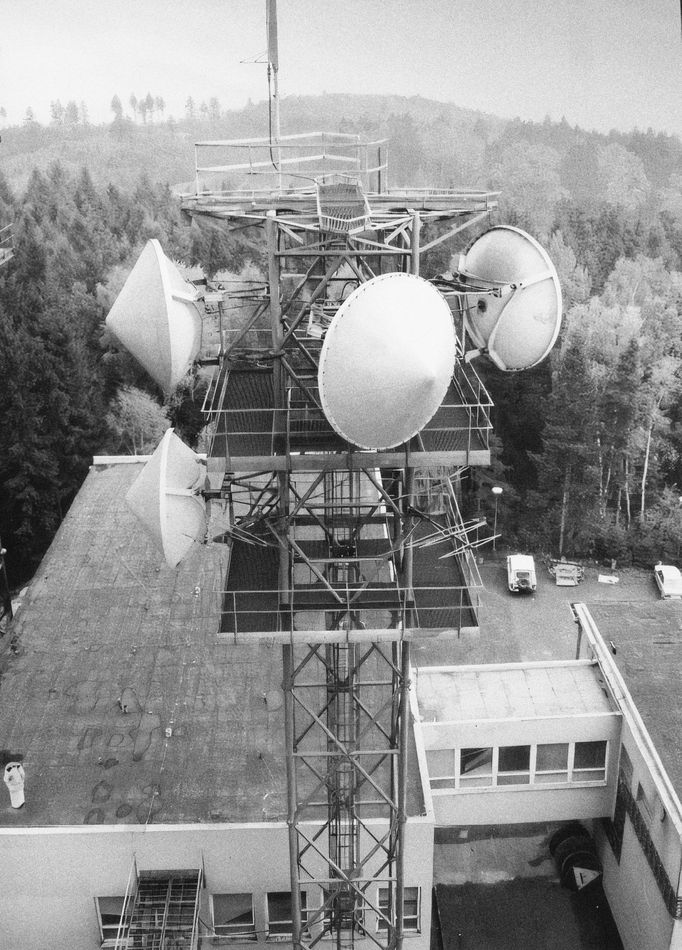 Fotografie z historie televizního vysílače Cukrák, byl uveden do provozu 26. listopadu 1961.