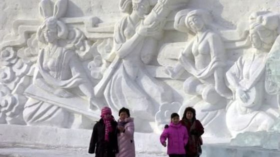Festival ledových a sněhových soch v Charbinu
