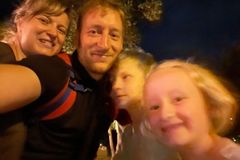 O životě s autistou: Psycholožka nám dávala za vinu synovu diagnózu, přiznává otec