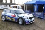 Naopak vůz vítěze posádky Pech-Topolánek Mini Cooper WRC je absolutní novinkou v Česku.