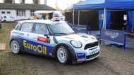 Naopak vůz vítěze posádky Pech-Topolánek Mini Cooper WRC je absolutní novinkou v Česku.