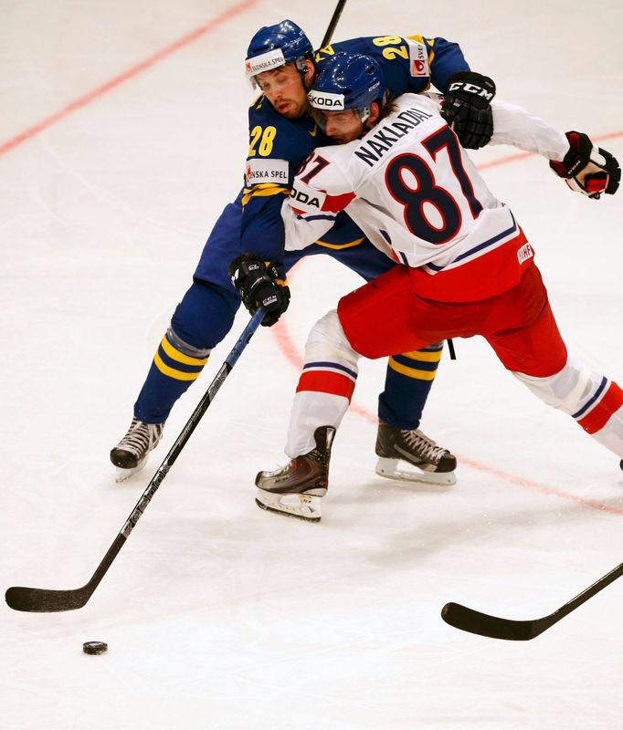 MS v hokeji 2013, Česko - Švédsko: Jakub Nakládal - Dick Axelsson