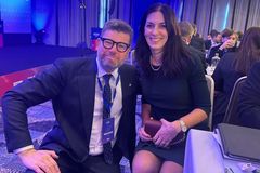 Slzy v očích Markéty Pekarové Adamové a odchod z politiky za velkého potlesku