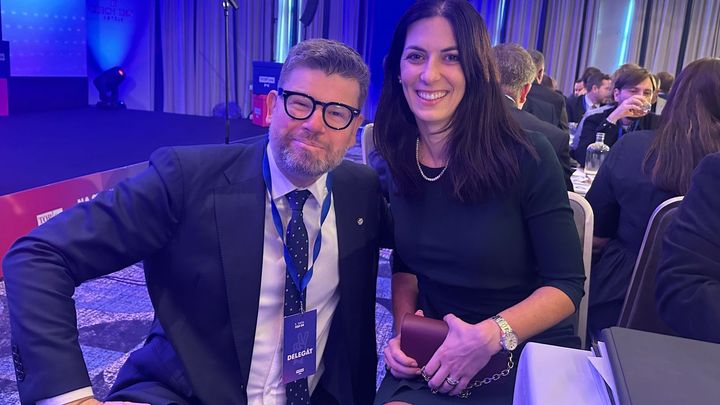 Slzy v očích Markéty Pekarové Adamové a odchod z politiky za velkého potlesku