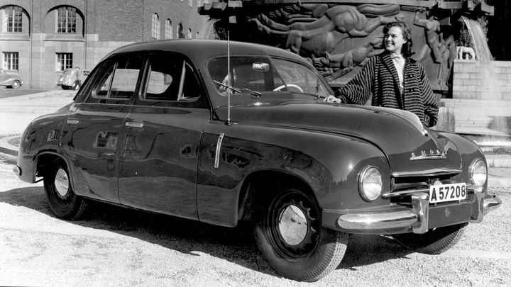 První Škoda s celokovovou karoserií. Modely 1200 a 1201 se proslavily jako sanitka