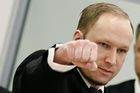 Prošel Breivik výcvikem v Libérii? Žalobkyně mu nevěří