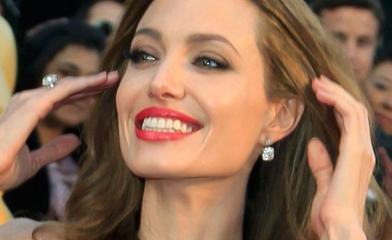 Angelina Jolie na Oscarech 2012