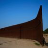 Život ve stínu plotu (americko-mexická hranice)