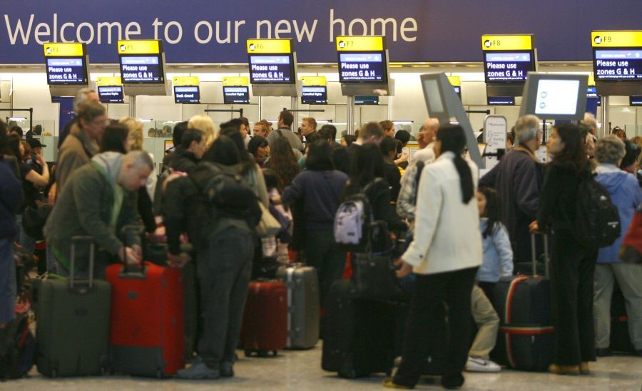 Chaos v novém terminálu Heathrow