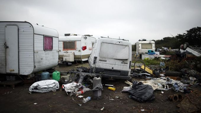 Romové na předměstí Paříže