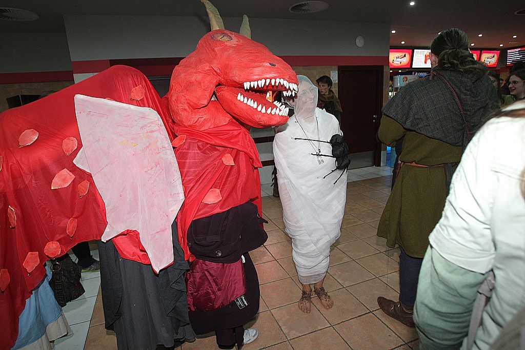 Hobiti, Elfové, Skřeti a jiné potvory šli do kina