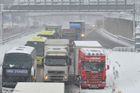 Pražský okruh ochromily kamiony s poškozenými koly