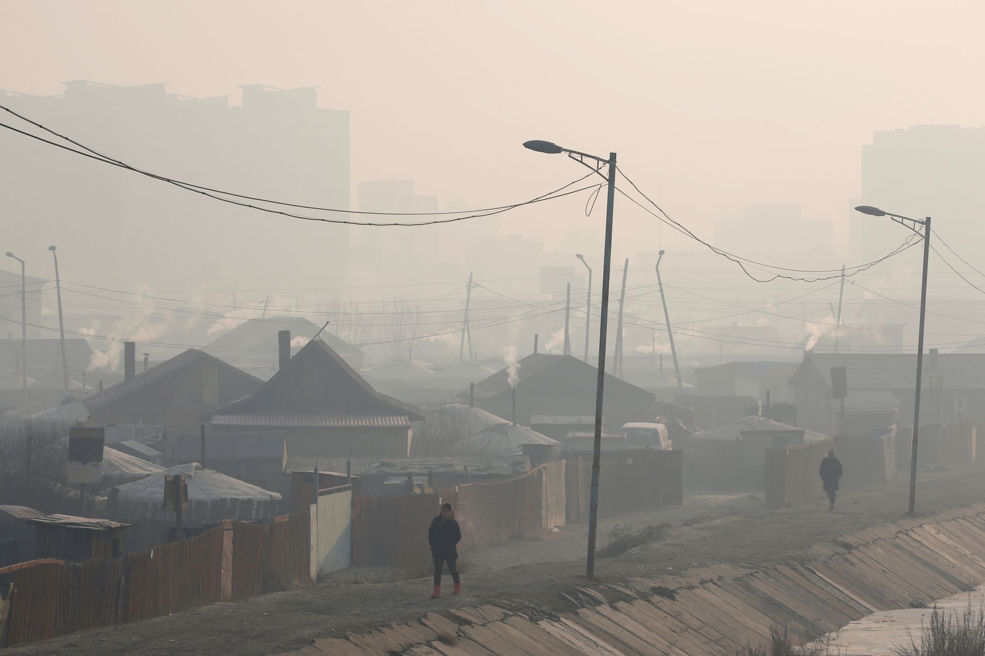 Ulánbátar, Mongolsko, smog, znečištění, klimatická změna, kouř, mongolové