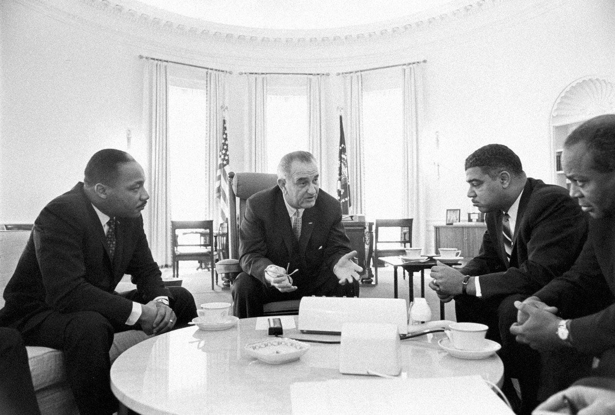 Jednorázové užití / Fotogalerie / Před 65 lety v USA zatkli bojovnici proti rasové segregaci Rosu Parksovou