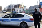 Chorvatská policie vyšetřuje Čecha kvůli výbuchu auta. Dítě si tam mělo odnést granát