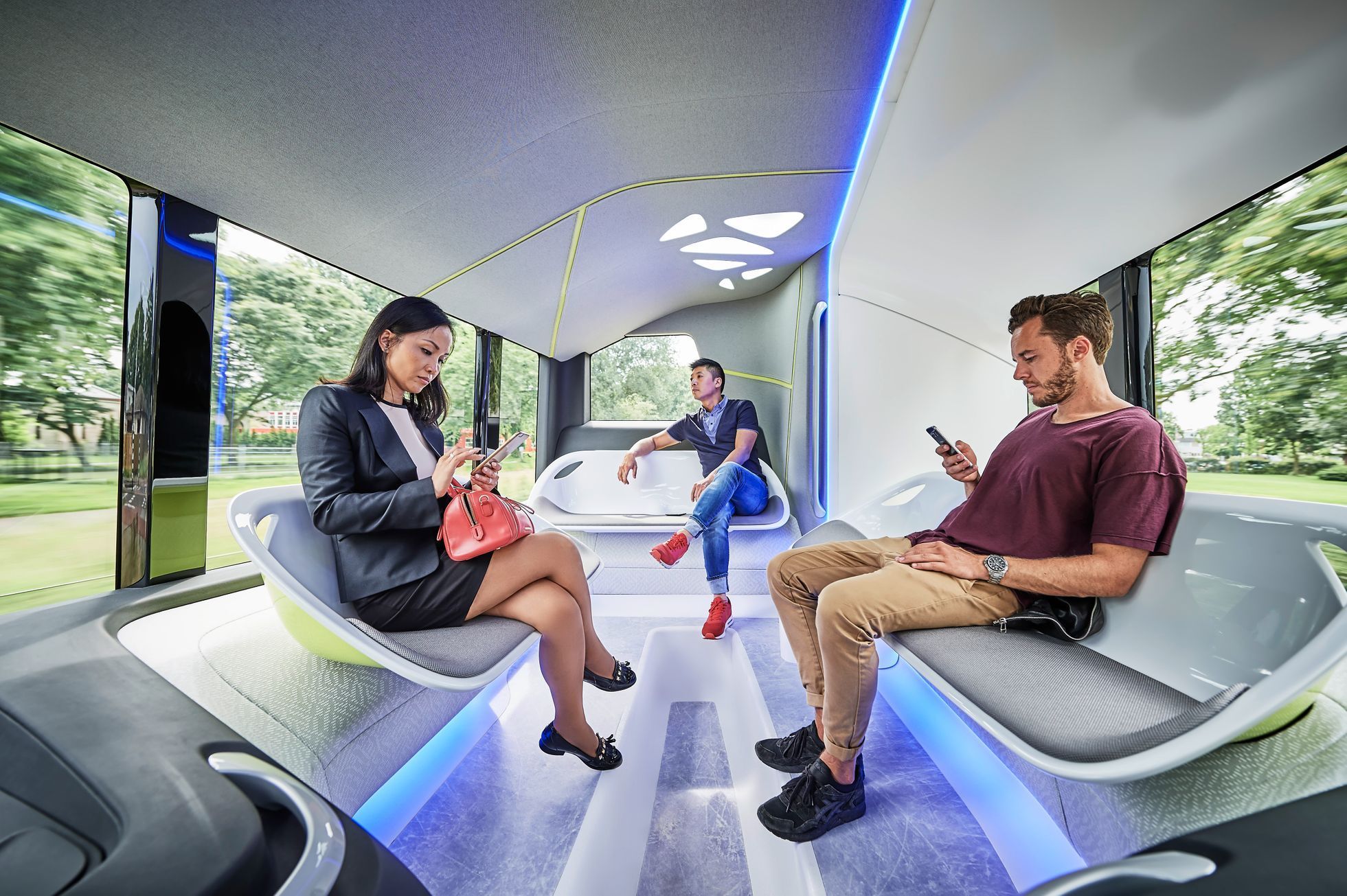 Mercedes Future Bus - sedačky
