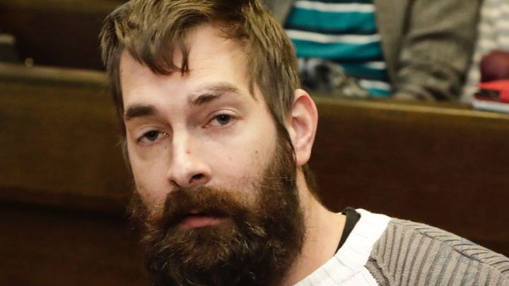 Dezinformátor Tušl je obžalovaný z popírání holokaustu, video točil přímo v Terezíně; Zdroj foto: Libor Fojtík