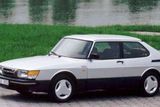 Model 900 je mnohými považován za nejošklivější Saab všech dob