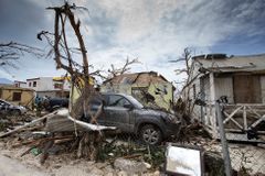 Živě: Nechali jste nás na holičkách, vztekají se obyvatelé Karibiku po ničivém hurikánu Irma