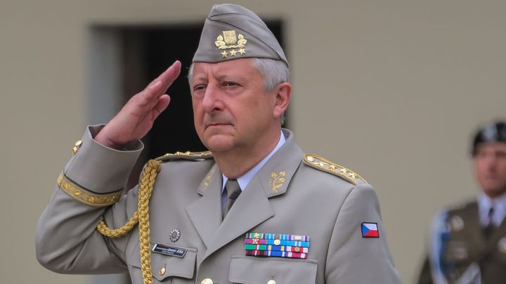 Exkomunista Zůna ministrem obrany? "Měli by dostat pětku," nebere si servítky Fischer; Zdroj foto: Armáda ČR