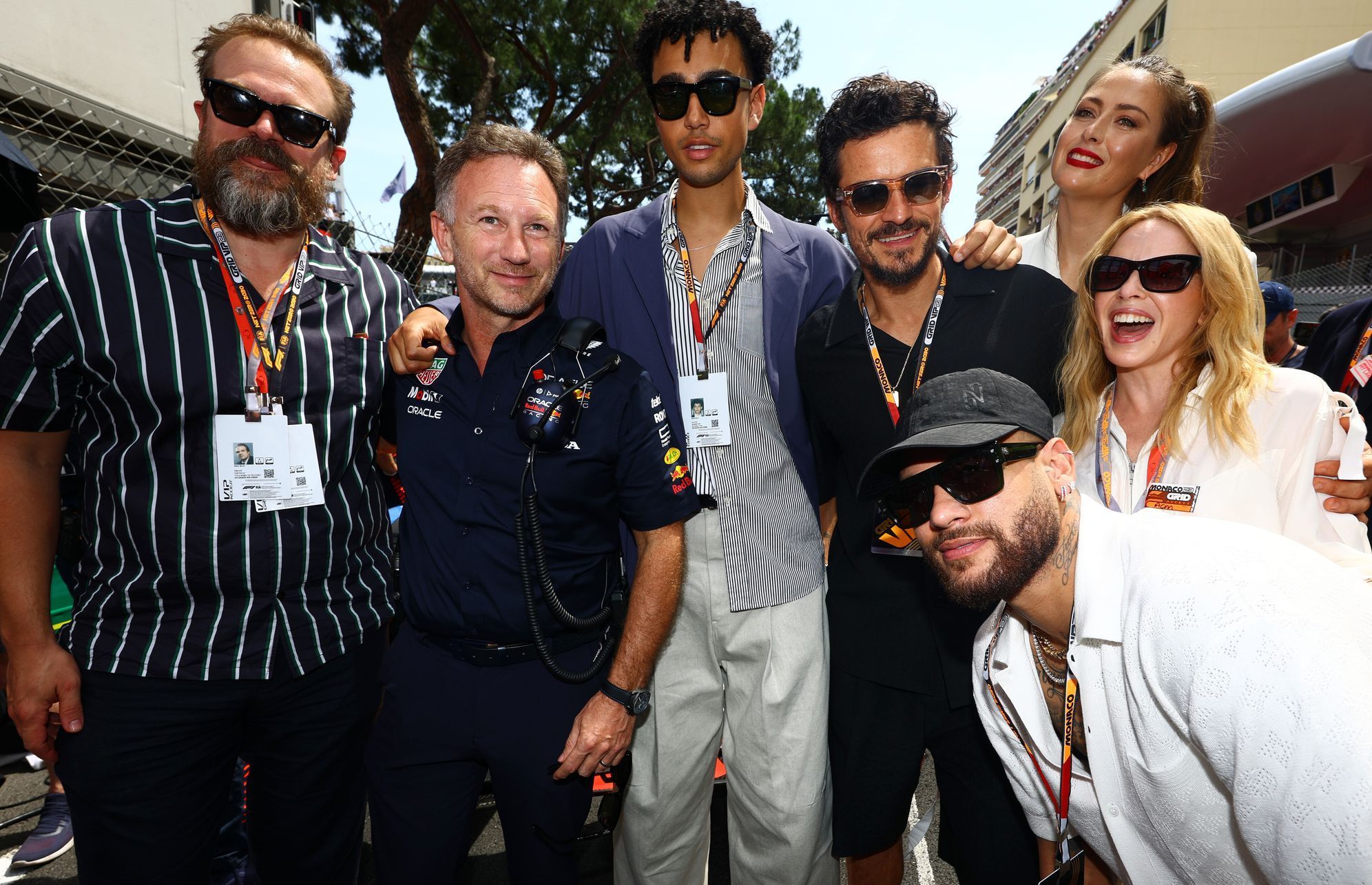 F1, VC Monaka 2023: David Harbour, Christian Horner, Archie Madekwe, Orlando Bloom, Neymar, Maria Šarapovová a Kylie Minogue