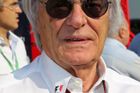 Ecclestone potvrdil, že po čtyřiceti letech skončil v čele F1. Novým šéfem je Carey